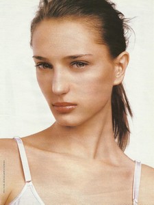 35249421_GlamourRussiaOct2004modelanam(3).thumb.jpg.39e7d9aa5bddd21336a50b0fad1d2d93.jpg