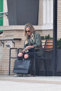          jub260518BZNimage2.JPG
