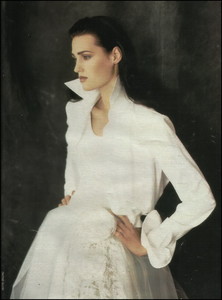 marie claire germany april 1992 4.jpg