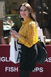       ksh010518BZNimage105.jpg