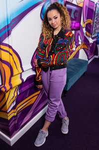 Ella+Eyre+Ella+Eyre+Visits+KISS+FM+j03xccgP7Hvx.jpg