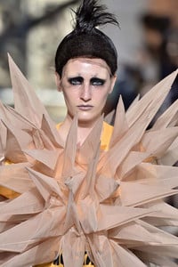 5aed633f59624_JunyaWatanabeSS2017PFW8.thumb.jpg.9e5766ec9b05a54b5154650c43799858.jpg