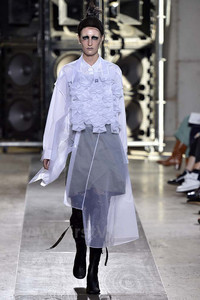 5aed634078a9d_JunyaWatanabeSS2017PFW9.thumb.jpg.de7a64f8c961bf7de0a1af08667ea845.jpg