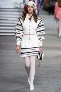 Marie Damian Chanel Resort 2019.jpg