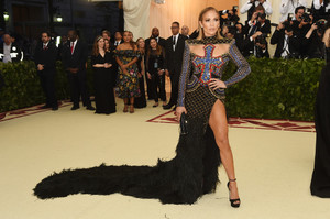 Jennifer+Lopez+Heavenly+Bodies+Fashion+Catholic+_HZk7yPPVFXx.jpg