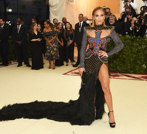 Jennifer+Lopez+Heavenly+Bodies+Fashion+Catholic+4fi4VAWRVVCx.jpg