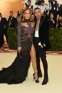 Jennifer+Lopez+Heavenly+Bodies+Fashion+Catholic+37HCxcrSPdxx.jpg