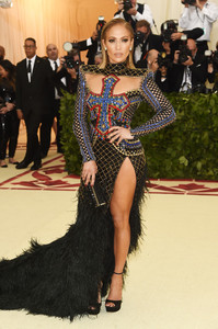 Jennifer+Lopez+Heavenly+Bodies+Fashion+Catholic+EO6APU80kn2x.jpg
