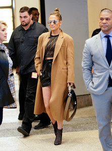      jlo100518BZNimage8.jpg