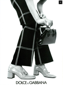 5af47a8680b40_Meisel_Dolce__Gabbana_Spring_Summer_1996_06.thumb.png.a24746025af192e934512f954913b7ea.png