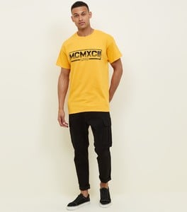 5af52524cbe6f_yellow-mcmxcii-printed-front-t-shirt(1).thumb.jpg.c4631a2cc781db5c39924230796d6205.jpg