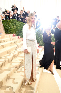Sienna+Miller+Heavenly+Bodies+Fashion+Catholic+lkblRXswaEGx.jpg