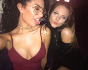 susievie - BR6O4seBe1L.jpg