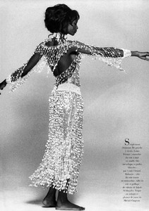 5af61c298b425_BeverlyPeele199409LOfficielFrPhBrunoBisang005.thumb.jpg.6615a2c689fa705c99659f87c7f36c8e.jpg