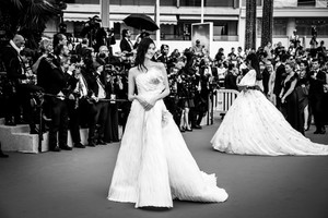 Sui+Alternative+View+Black+White+71st+Annual+_BQAZFf7W3Tx.jpg