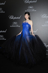      she120518BZNimage126.jpg