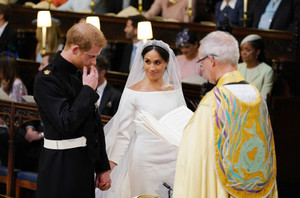 5b001d7375f22_MeghanMarklePrinceHarryMarriesMsMeghan9E-CN_9xAdbx.thumb.jpg.bac6f34c21437b0baecf6510af12e7bc.jpg