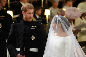 5b001d76aaf78_MeghanMarklePrinceHarryMarriesMsMeghana8uktiY5UuRx.thumb.jpg.37df2bda8eb8218a1dd37c7ce2810e37.jpg