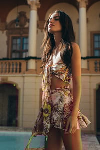 771143131_Lookbookfinal-8.thumb.jpg.f5769b3d004747c547a6eee06720560c.jpg