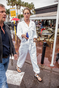     dkr280518BZNimage111.jpg