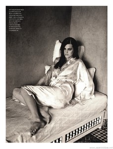 Brading_Marie_Claire_Italia_February_1992_03.thumb.jpg.17db6ebc825e28b50c92539ad3c6db85.jpg