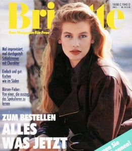 Claudia-Schiffer-1988-brigitte-DW-Vermischtes-Hamburg-jpg.jpg