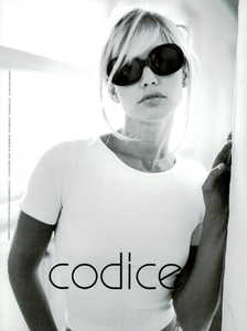 Codice_Spring_Summer_1996_01.thumb.png.2cfe46a9b28f12fdb239957d48e2e016.png