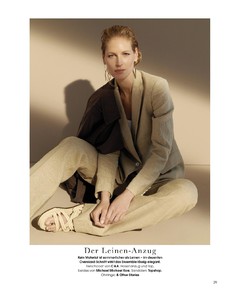 D0NNA_06.18-page-004.jpg