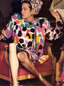 Denis_Piel_Vogue_US_January_1986_13.thumb.jpg.fe6c2c1fffe9875cdbd63add32881ccb.jpg