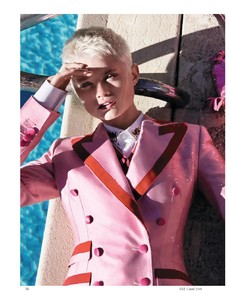 Elle_06.18-page-013.jpg