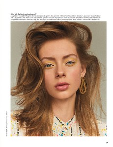 Glamour_06.18-page-003.jpg