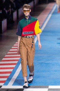 Hilfiger-RS18-2244-2.thumb.jpg.b3b61b9354a910917db30b985d85444c.jpg