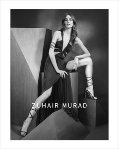 Josephine-Le-Tutour-Zuhair-Murad-SS18-06.thumb.jpg.ce1a7f09b387645923da4b94b4d33e82.jpg