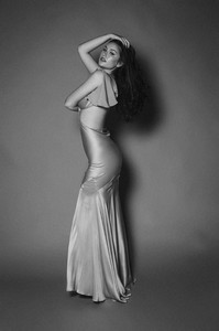 Mae_McKagen_02_galore.thumb.jpg.fd92ec9d8ace97892ad52d1b96a2deb0.jpg