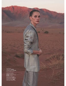 Marie_Claire_UK_-_June_2018-page-010.jpg