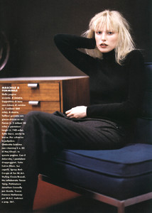 Mathilde-Pedersen-ELLE-ITALIA-OCTOBER-1997-Rigore-Femminile-ph.Eamonn-J.-McCabe-12.thumb.jpg.dc475a2c287a6d3ef93e849292d078fa.jpg