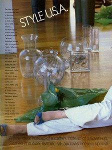 Piel_Vogue_US_February_1982_01.thumb.jpg.0ba535f7ef9631424aa558280beb9380.jpg