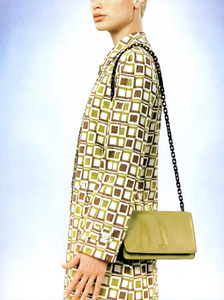 Sims_Prada_Spring_Summer_1996_04.thumb.png.ead5a090bc585a62b0b3a1343e3330d4.png