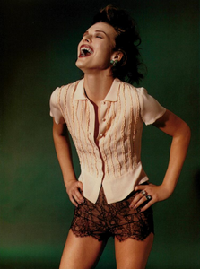 Teller_Anna_Molinari_Spring_Summer_1996_03.thumb.png.7988ef6d4660950d6d9328332aacb5b2.png