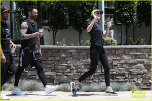 adam-levine-behati-prinsloo-kick-off-their-sunday-workout-33.jpg