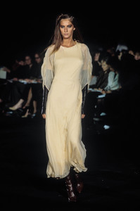 alessandro-del-acqua-fw-1999-1.thumb.jpg.fba80a4e0261f18294b7f1f5abb5cced.jpg