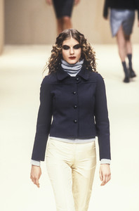 anna-molinari-fw-1997-7.thumb.jpg.654084abe77bd8aa0316472d44c7a06e.jpg