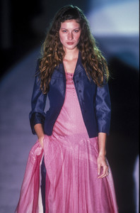 anna-molinari-ss-1999-2.thumb.jpg.981210a49f6d5cdb67e1774261832523.jpg