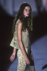 anna-molinari-ss-1999-5.thumb.jpg.67b4114a27dd4e764bd86f5bd4dbe11c.jpg