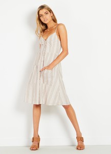 b62471fe949f4490bc9d513f24988014.jpg