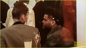 bella-hadid-and-the-weeknd-kiss-at-cannes-film-festival-see-the-pics-03.jpg