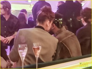 bella-hadid-and-the-weeknd-kiss-at-cannes-film-festival-see-the-pics-05.jpg