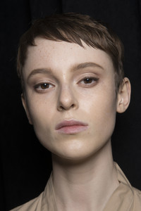 bottega-veneta-bks-v-rf18-8311.thumb.jpg.56f6849f3e76e269ba3354661a41d4df.jpg