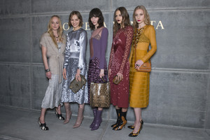 bottega-veneta-bks-v-rf18-8455.thumb.jpg.729a99671d3e4b5faed190cbbd7adf53.jpg