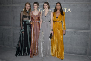 bottega-veneta-bks-v-rf18-8489.thumb.jpg.49dc043be0cf878d2984913cad37ad9c.jpg